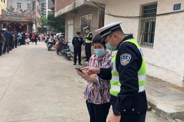 漳州交通健康服务监测前沿的“十三警”，他们“疫”往无前！-47.jpg