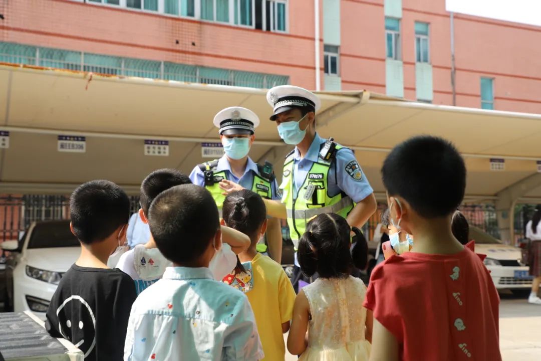 漳州小朋友：“我长大想当警察”，那就先进来参观一下！-10.jpg