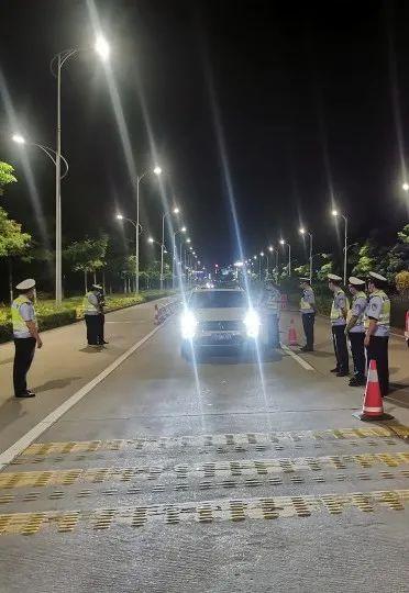 全市各地交警全员出动！开展夏夜治安巡查宣防集中统一行动！-57.jpg