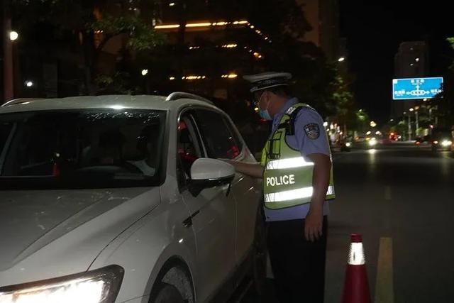 全市各地交警全员出动！开展夏夜治安巡查宣防集中统一行动！-60.jpg