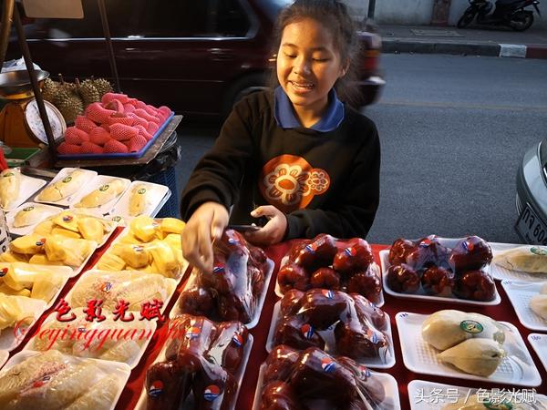 襄阳大妈游清迈：夜市——生活与诗意的桥-15.jpg