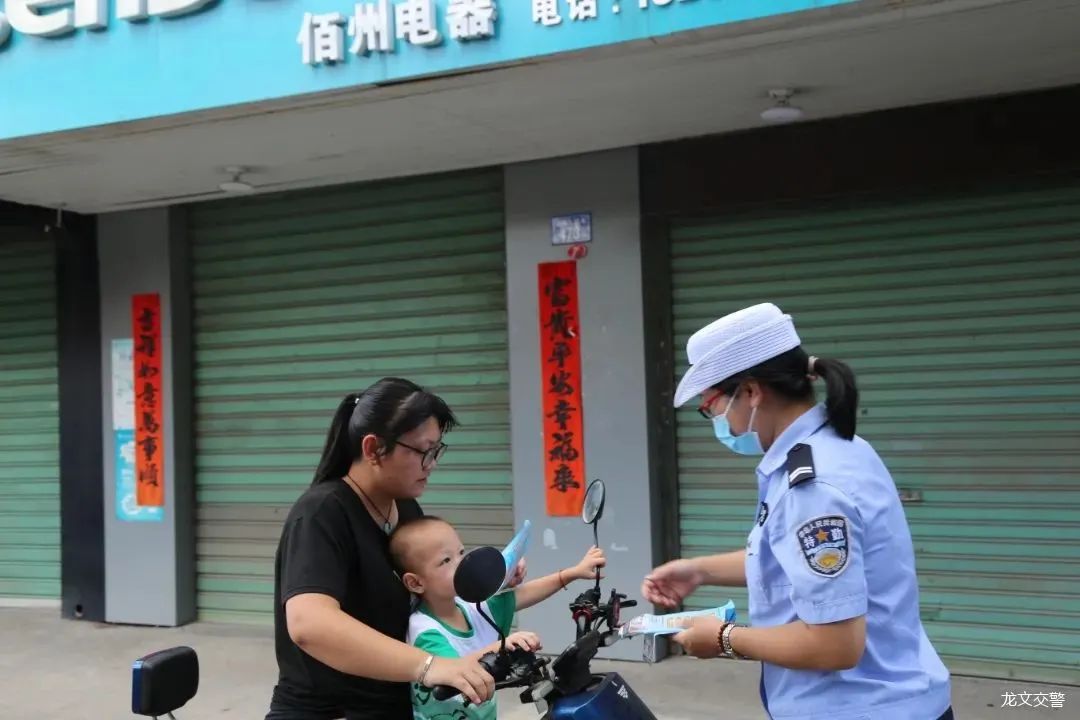 入乡“学”俗，漳州交警教你在农村地区如何开车走路！-12.jpg