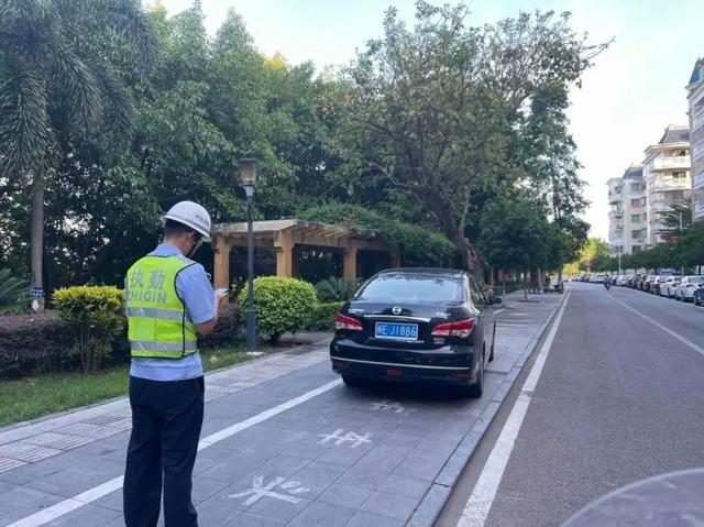 【随手拍】警民合力治违停，这些车主已被录入系统！-21.jpg