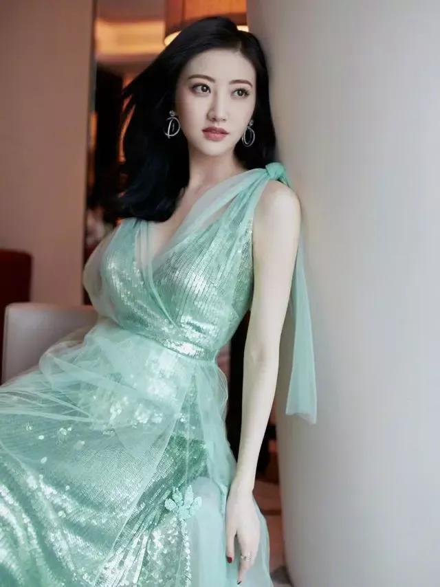 陕西美女代表当然是景甜-18.jpg